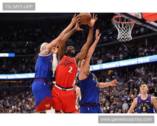 斗球直播体育直播覆盖足球篮球等多项热门体育项目，满足不同运动爱好者的需求